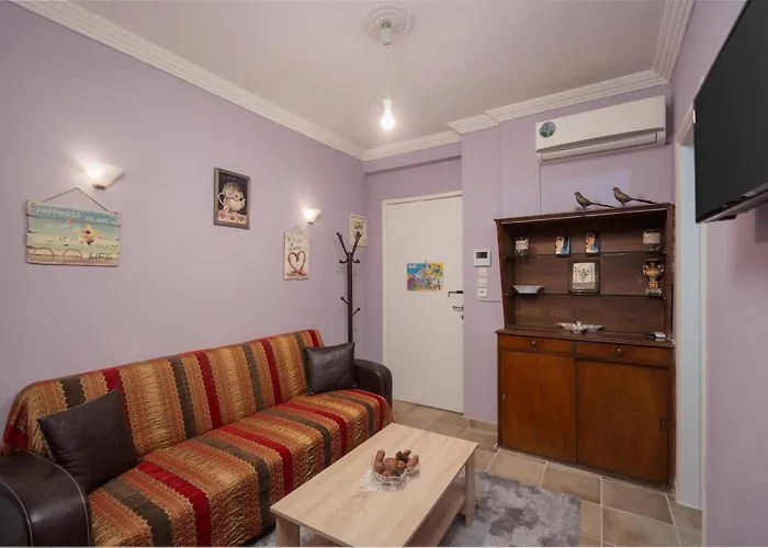 Sweetest Acropolis Flat